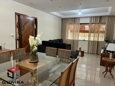 Sobrado com 3 Quartos à venda, 179m² no Jardim Las Vegas, Santo André