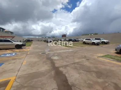 Apartamento com 2 Quartos para alugar, 56m² no Laranjeiras, Uberlândia
