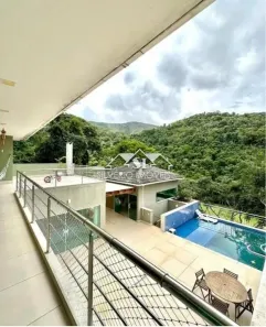 Casa com 5 Quartos à venda, 505m² no Bonsucesso, Petrópolis