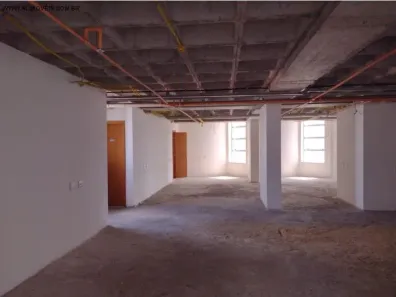 Sala Comercial à venda, 232m² no Caminho das Árvores, Salvador