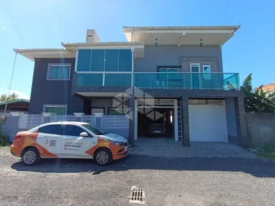 Casa com 3 Quartos para alugar, 200m² no Campeche, Florianópolis