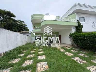 Casa de Condomínio com 4 Quartos à venda, 193m² no Glória, Macaé