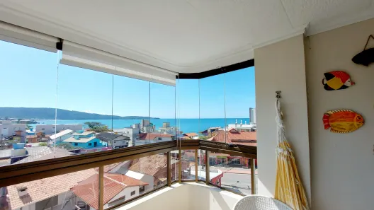 Apartamento com 3 Quartos para alugar, 90m² no Centro, Bombinhas
