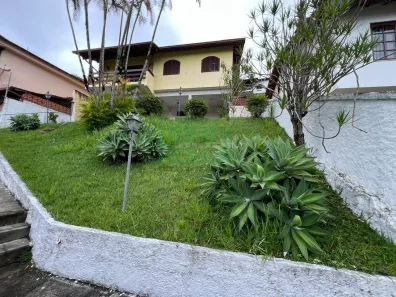 Casa com 3 Quartos à venda, 200m² no Panorama, Teresópolis
