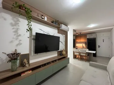 Apartamento com 2 Quartos à venda, 68m² no Córrego Grande, Florianópolis