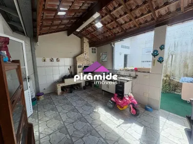 Casa com 3 Quartos à venda, 80m² no Eugênio de Mello, São José dos Campos