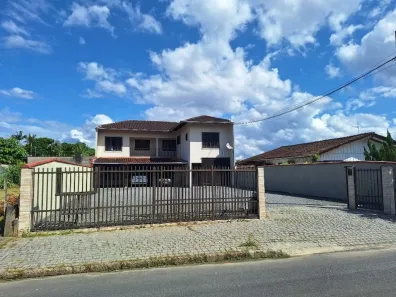 Casa com 9 Quartos à venda, 300m² no Bom Retiro, Joinville