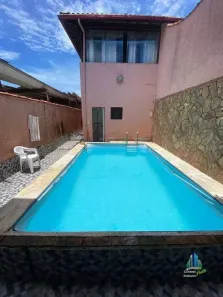 Sobrado com 5 Quartos à venda, 240m² no Guilhermina, Praia Grande