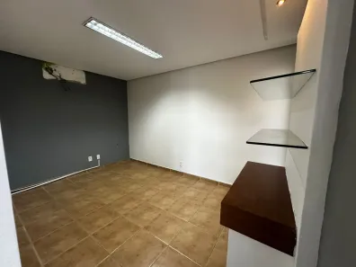 Ponto Comercial para alugar, 41m² no Santa Genoveva, Goiânia