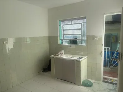 Casa com 1 Quarto para alugar, 40m² no Campanário, Diadema