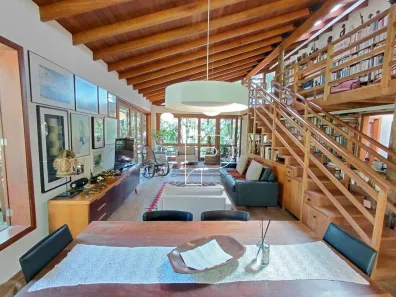 Casa de Condomínio com 1 Quarto à venda, 234m² no Moinho Velho, Embu das Artes