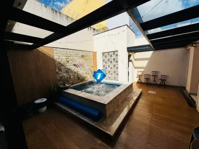 Casa com 3 Quartos à venda, 150m² no Jardim Inconfidência, Uberlândia