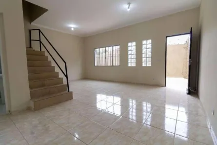 Sobrado com 3 Quartos para alugar, 110m² no Jaguaré, São Paulo