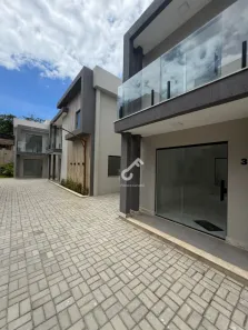 Casa de Condomínio com 4 Quartos à venda, 200m² no Ipitanga, Lauro de Freitas