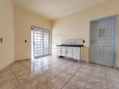 Casa com 1 Quarto para alugar, 150m² no Jardim Sanzovo, Jaú