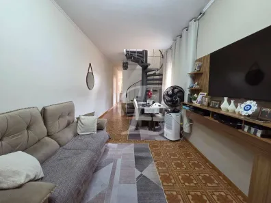 Sobrado com 3 Quartos à venda, 220m² no Jardim Tremembé, São Paulo