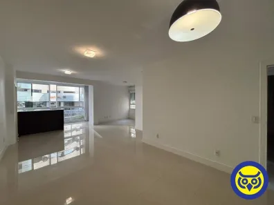 Apartamento com 3 Quartos para alugar, 132m² no Centro, Florianópolis