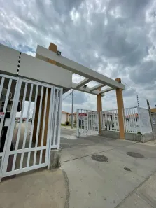 Apartamento com 2 Quartos para alugar, 55m² no Topázio, Petrolina