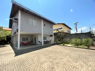 Casa com 4 Quartos à venda, 268m² no Recanto das Palmeiras, Teresina