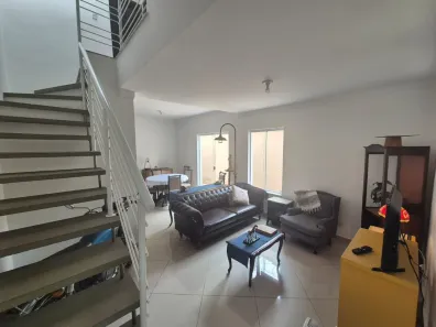 Casa de Condomínio com 3 Quartos para alugar, 90m² no Jardim Europa, Sorocaba