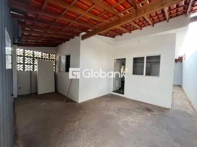 Casa com 2 Quartos à venda, 90m² no Independência, Montes Claros