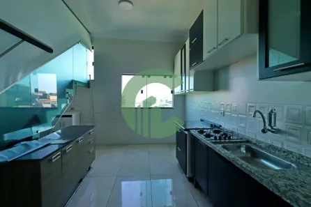 Casa com 2 Quartos para alugar, 100m² no Cidade São Jorge, Santo André