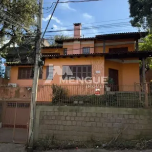 Casa com 3 Quartos à venda, 297m² no Passo da Areia, Porto Alegre