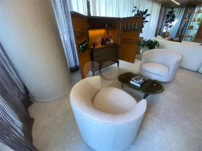 Apartamento com 3 Quartos à venda, 215m² no Moema, São Paulo