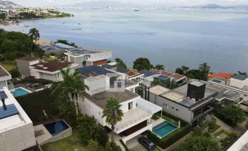 Casa de Condomínio com 4 Quartos à venda, 554m² no Cacupé, Florianópolis