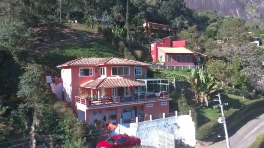 Casa de Condomínio com 3 Quartos à venda, 300m² no Itaipava, Petrópolis
