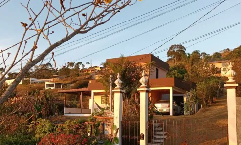 Casa com 3 Quartos à venda, 200m² no Filgueiras, Juiz de Fora