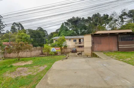 Sobrado com 9 Quartos à venda, 422m² no Santa Cândida, Curitiba