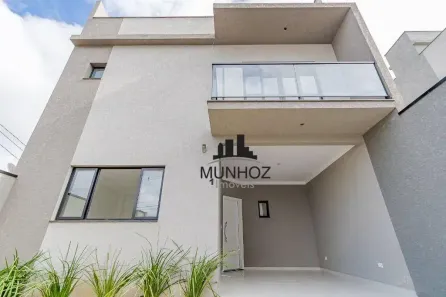 Sobrado com 4 Quartos à venda, 174m² no Boneca do Iguaçu, São José dos Pinhais
