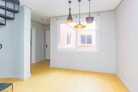 Cobertura com 2 Quartos para alugar, 127m² no Santa Cecília, Porto Alegre