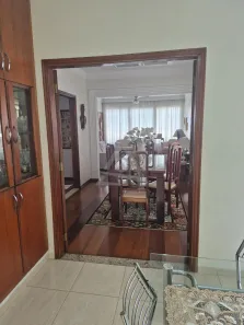 Casa com 3 Quartos à venda, 176m² no Jardim García, Campinas