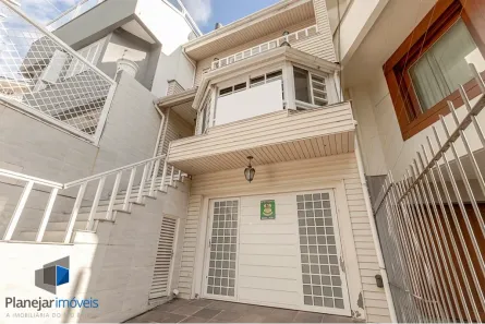 Casa com 3 Quartos à venda, 350m² no Vila Jardim, Porto Alegre