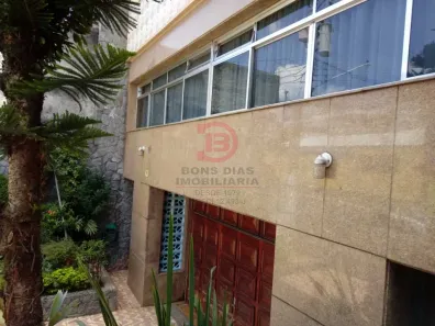 Sobrado com 7 Quartos à venda, 367m² no Vila Rio Branco, São Paulo