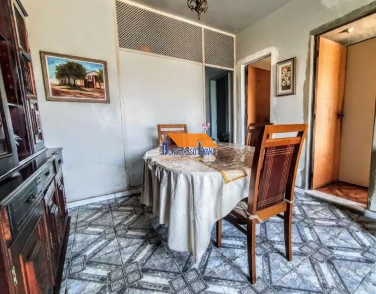 Casa com 3 quartos — Caiçaras, Belo Horizonte