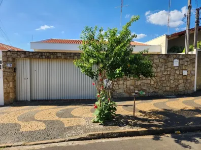 Casa com 3 Quartos para alugar, 210m² no Jardim Dom Bosco, Campinas