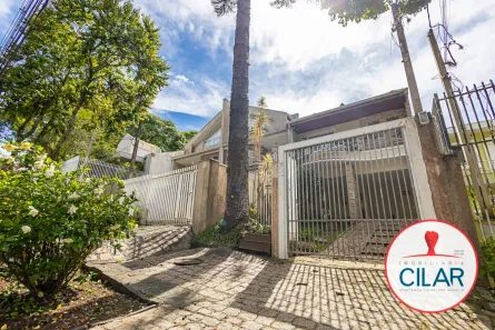 Sobrado com 4 Quartos à venda, 323m² no São Francisco, Curitiba