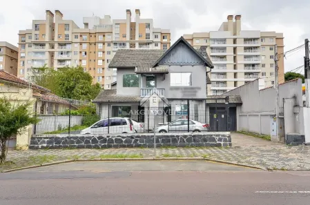 Imóvel Comercial à venda, 424m² no Rebouças, Curitiba
