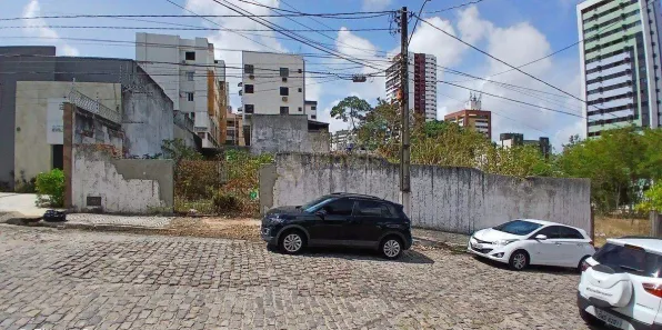 Lote/Terreno à venda, 600m² no Barro Vermelho, Natal