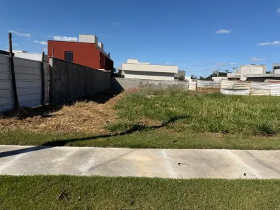 Lote/Terreno à venda, 312m² no Residencial Parqville Jacarandá, Aparecida de Goiânia