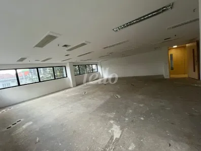 Sala Comercial para alugar, 190m² no Vila Olímpia, São Paulo