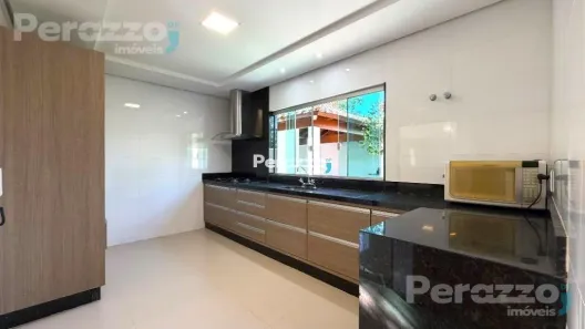 Casa com 3 Quartos à venda, 220m² no Setor Habitacional Tororó, Brasília