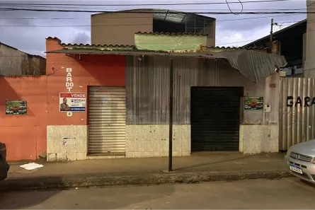 Lote/Terreno à venda, 140m² no Centro, Guaçuí
