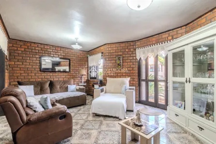 Casa com 3 Quartos à venda, 174m² no Costa e Silva, Porto Alegre