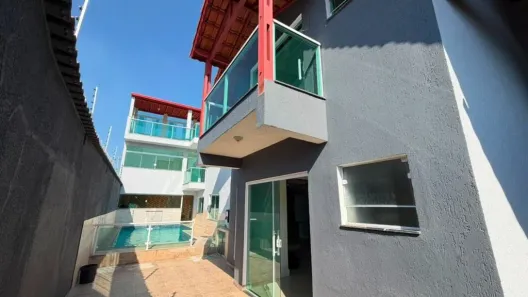 Sobrado com 3 Quartos à venda, 302m² no Jardim Quaresmeira II, Suzano