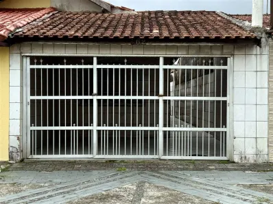 Casa com 2 Quartos à venda, 127m² no Maracanã, Praia Grande