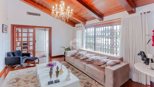 Casa com 4 Quartos à venda, 440m² no Três Figueiras, Porto Alegre